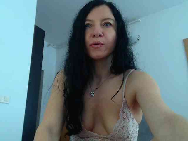 blueyesbaby's sex show image