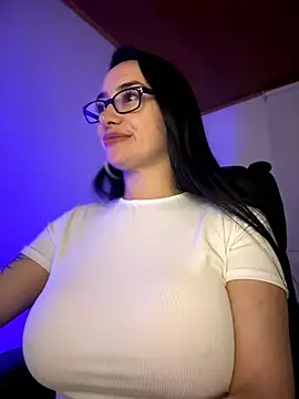 Изображение секс-шоу модели preetypeach