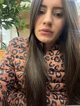 Изображение секс-шоу модели Isabella21_