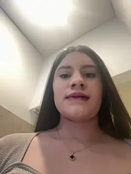 Изображение секс-шоу модели Isabella21_ Изображение секс-шоу модели Isabella21_