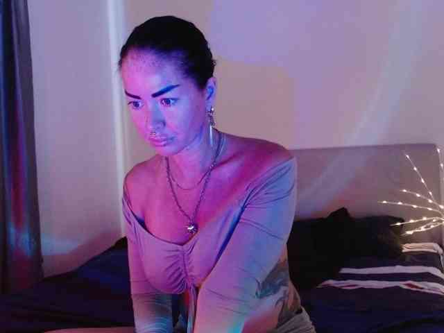 Sexshow-Bild von KattyCat Sexshow-Bild von KattyCat