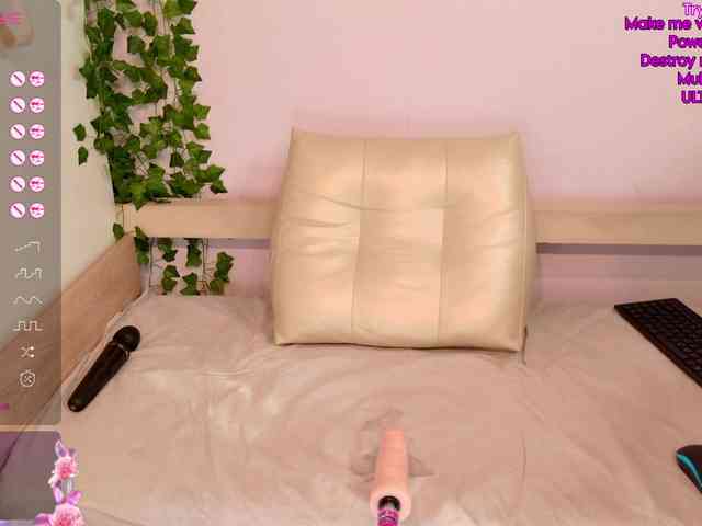 Изображение секс-шоу модели LeonaEviann