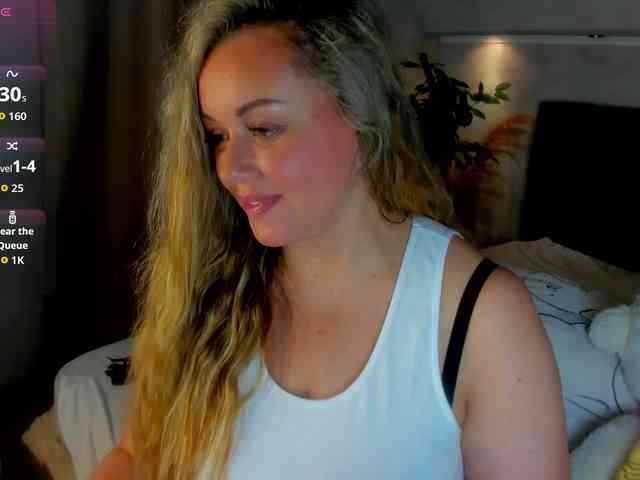 Sky-Kuper's sex show image