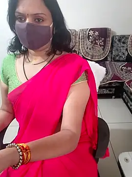 Изображение секс-шоу модели khushikhushi