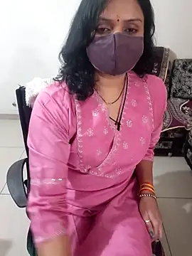 Изображение секс-шоу модели khushikhushi