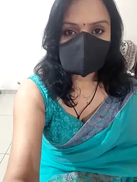 Изображение секс-шоу модели khushikhushi