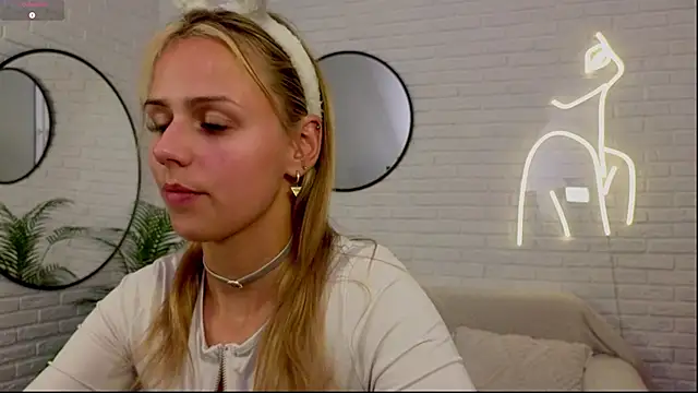 Изображение секс-шоу модели Wendy_D0ll Изображение секс-шоу модели Wendy_D0ll