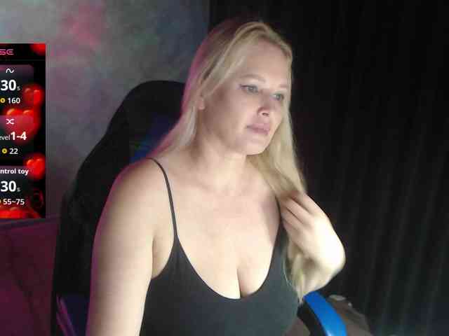 mmmmIrynammm's sex show image mmmmIrynammm's sex show image