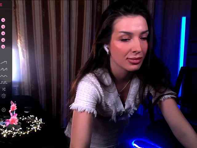 LauraBess's sex show image