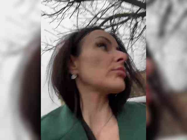 Sexshow-Bild von -AnnaMaria- Sexshow-Bild von -AnnaMaria-