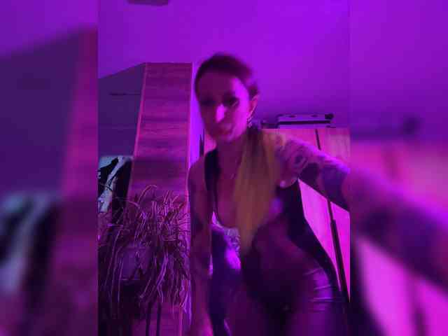 -AnnaMaria-'s sex show image