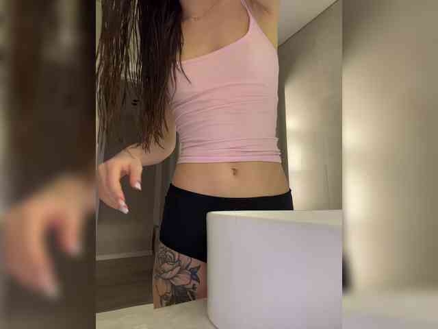 whiteTEAa's sex show image