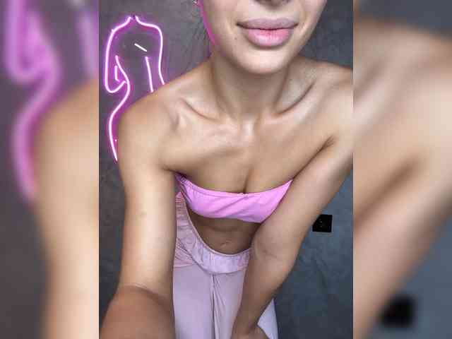 Viki-05's sex show image Viki-05's sex show image