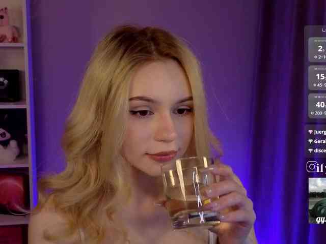 Изображение секс-шоу модели fymryn