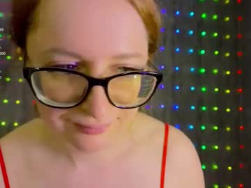 Изображение секс-шоу модели coy_girl_