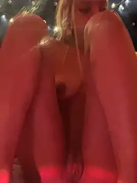 Изображение секс-шоу модели HypnoticcK Изображение секс-шоу модели HypnoticcK