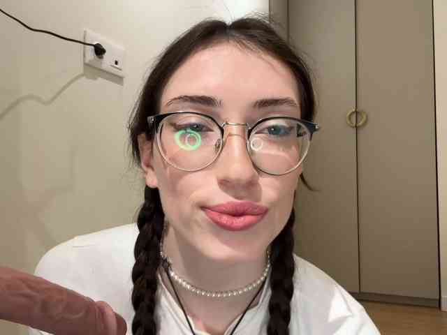 KellyyBeryy's sex show image