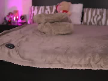 vixenamour's sex show image