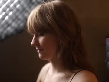 Изображение секс-шоу модели delitevip