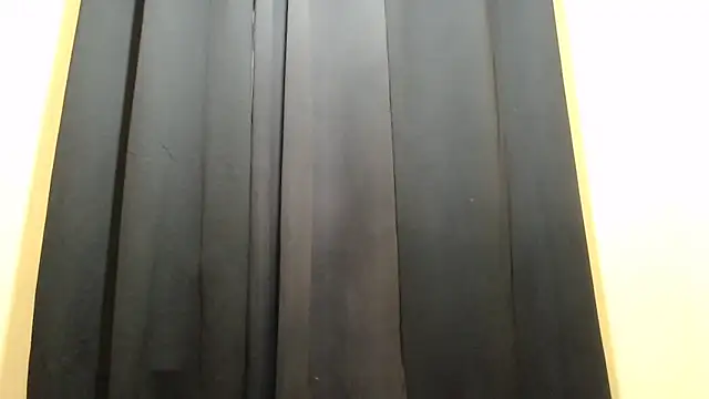 x_brittany_x's sex show image