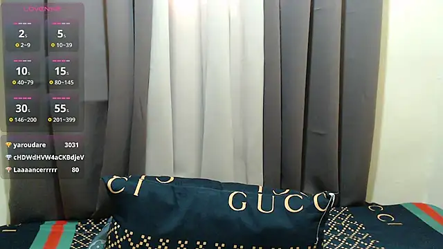 x_brittany_x's sex show image