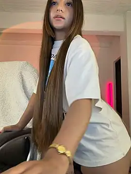 aly_golden_'s sex show image