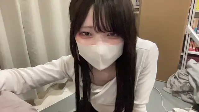 eroeroMiYUeroeo's sex show image