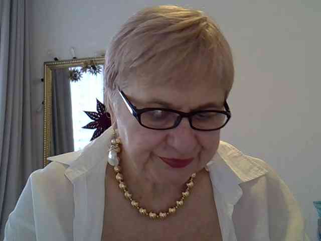 SweetCherry00's sex show image SweetCherry00's sex show image