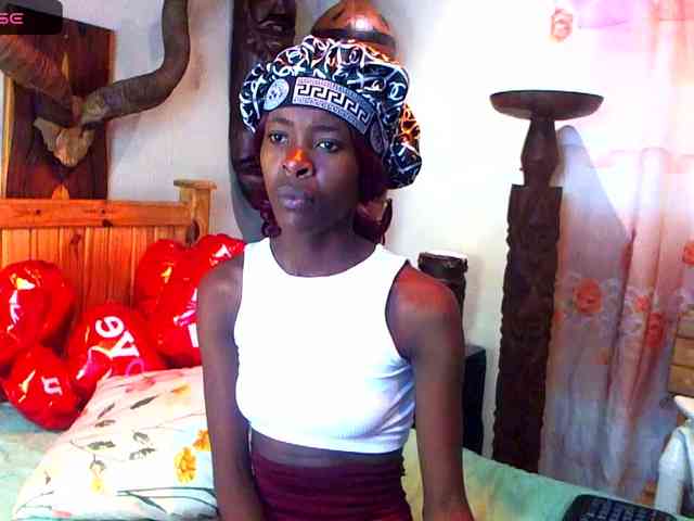 Natussi's sex show image