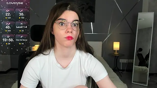 miss__evelyne's sex show image