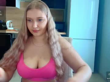 do_u_want_alice's sex show image