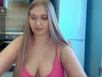 do_u_want_alice's sex show image