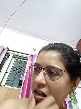 Изображение секс-шоу модели thanusi_2 Изображение секс-шоу модели thanusi_2