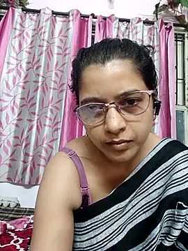 Изображение секс-шоу модели thanusi_2 Изображение секс-шоу модели thanusi_2