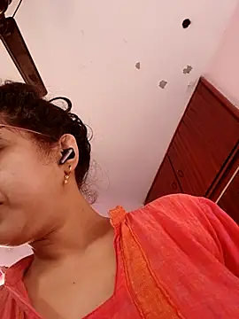 Изображение секс-шоу модели thanusi_2 Изображение секс-шоу модели thanusi_2