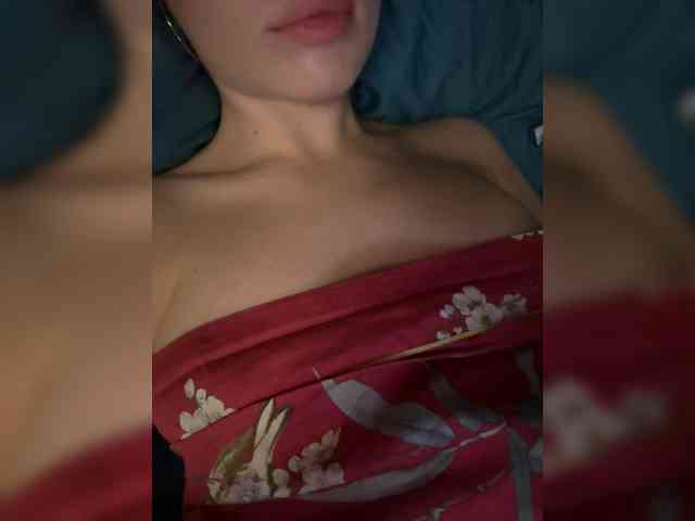 -DarinaXXX-'s sex show image