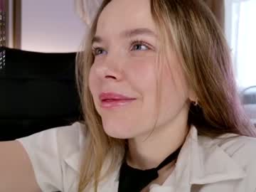 milly_shy's sex show image