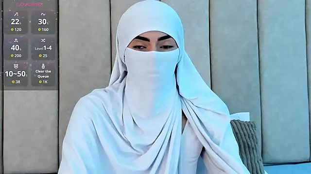 Изображение секс-шоу модели _Zahiira_ Изображение секс-шоу модели _Zahiira_