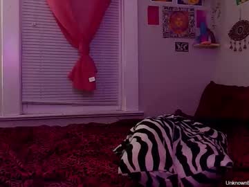 unknownebonygoddess's sex show image