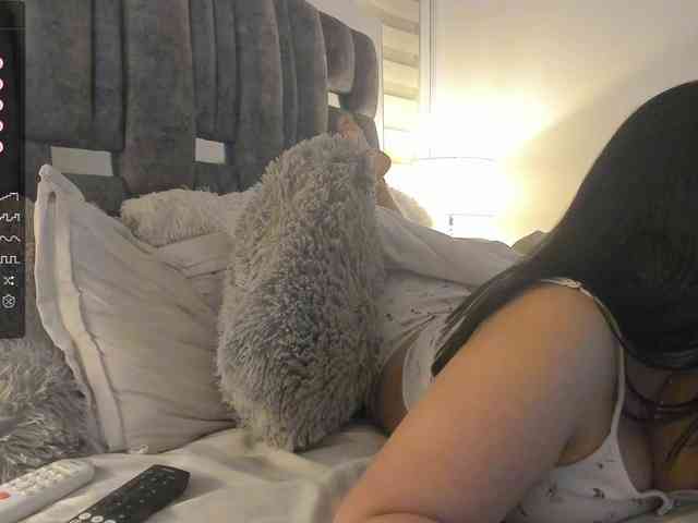 IrisGrant's sex show image