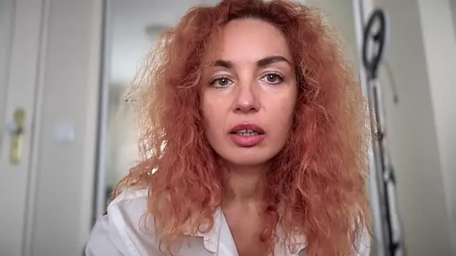 Reddgiirl's sex show image Reddgiirl's sex show image