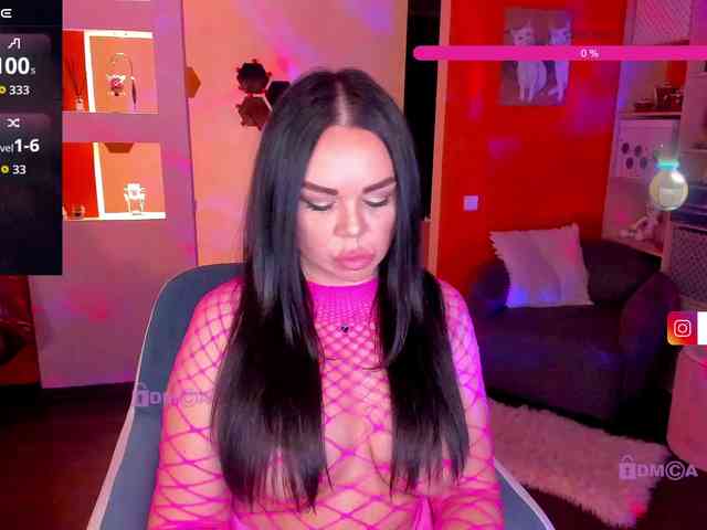 OliviaGoold's sex show image