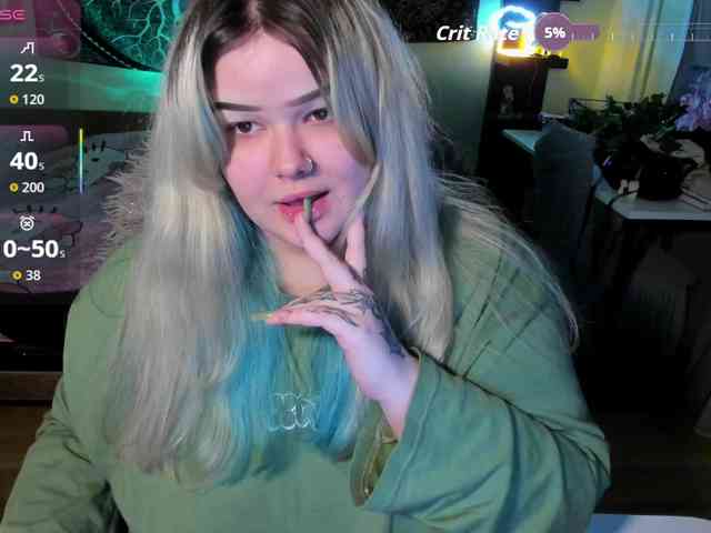 -CandyM1lky-'s sex show image