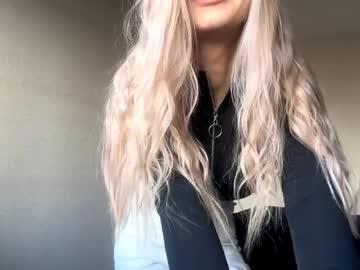 crystarouillard's sex show image