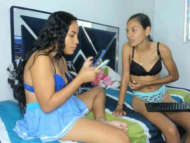 Sexshow-Bild von CharlottandVanessa