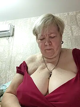 EffectFiona's sex show image