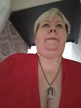 EffectFiona's sex show image