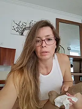 Изображение секс-шоу модели karina_warthon Изображение секс-шоу модели karina_warthon