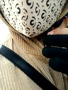 Изображение секс-шоу модели EnzxMoon02