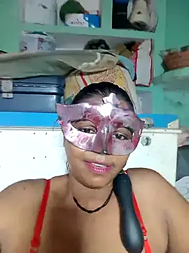 Изображение секс-шоу модели hotpussyxxx777 Изображение секс-шоу модели hotpussyxxx777